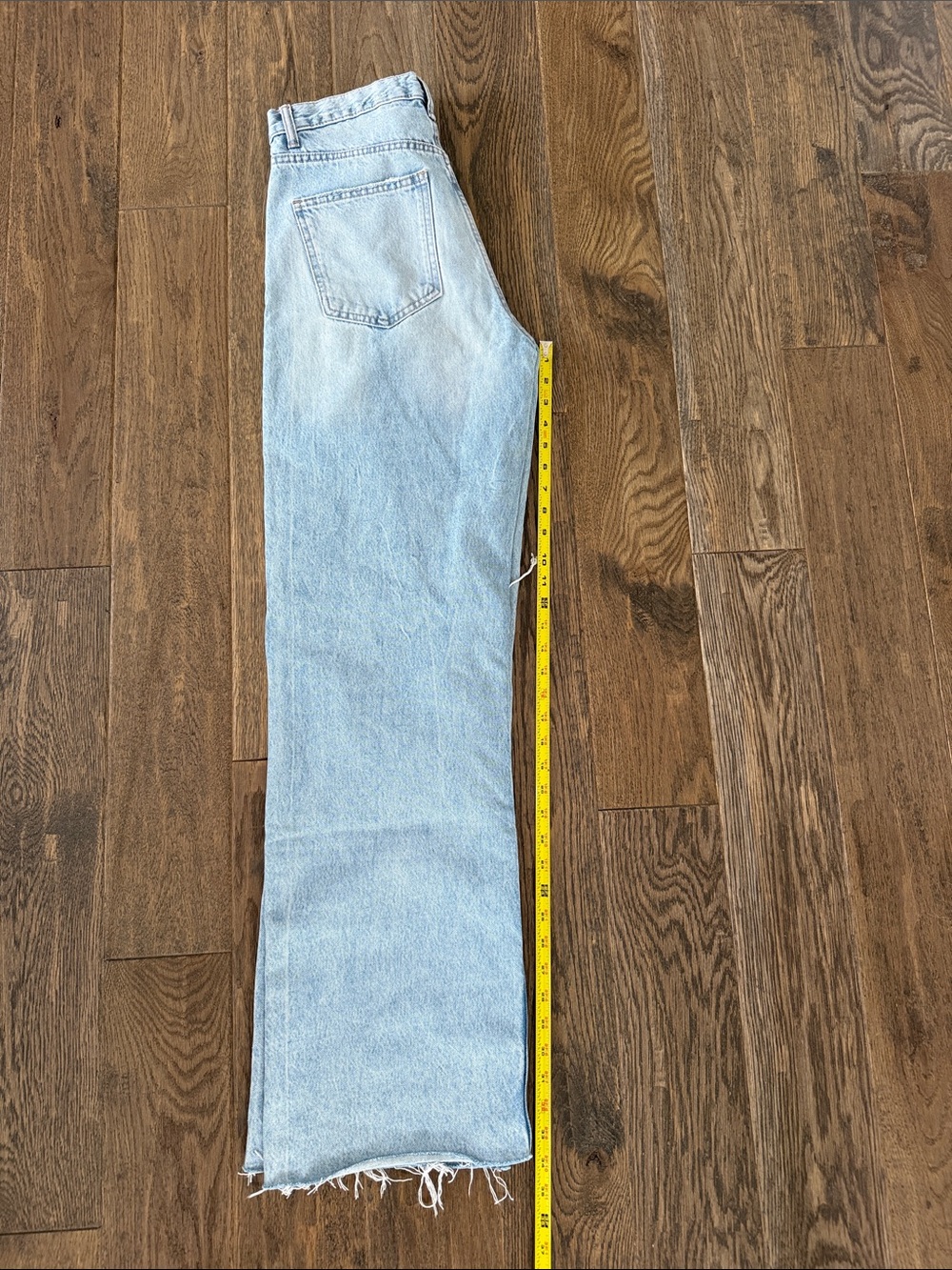 Zara Light Blue Straight-Leg Jeans with Knee Rips - Picture 4 of 5